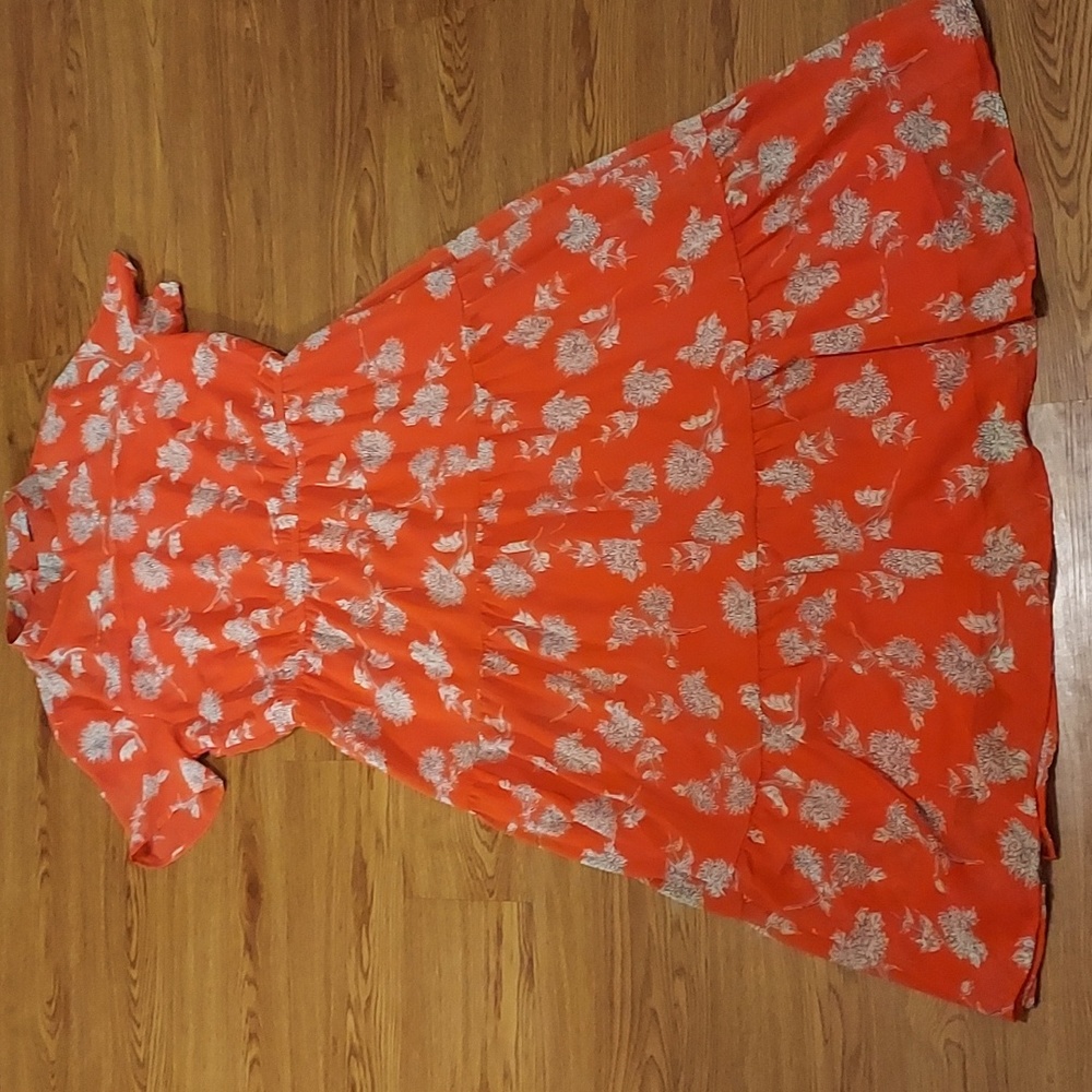 Lulus Size XL
